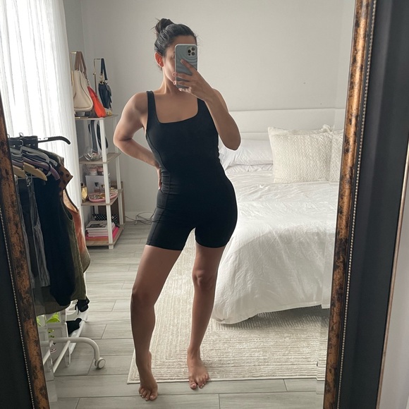 Madewell Tops - MADEWELL Black Athletic Bodysuit
